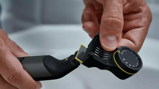 Philips hibridni aparat za brijanje OneBlade QP6550/15