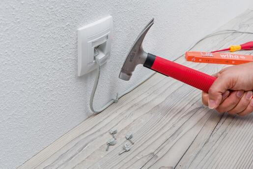 WIHA 42071 Električarski čekić 300g