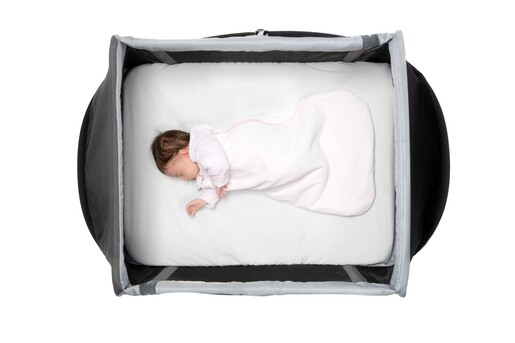 AeroMoov putni krevetić - sivi