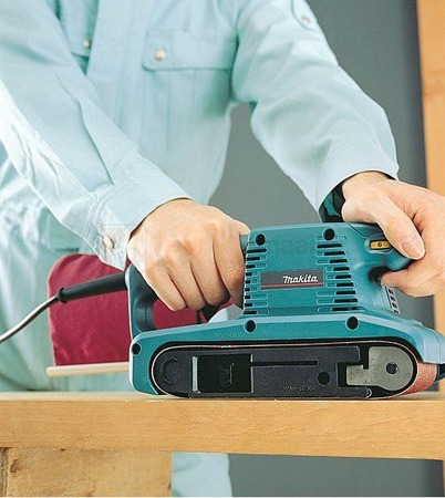 MAKITA tračna brusilica 9911