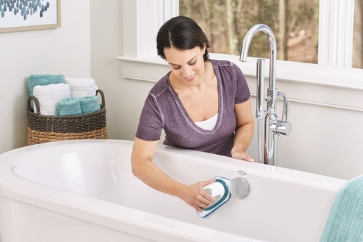 BLACK & DECKER akumulatorski čistač BHPC210