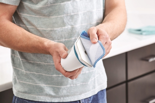 BLACK & DECKER akumulatorski čistač BHPC210