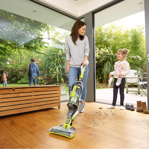 BLACK & DECKER usisavač CUA525BHA