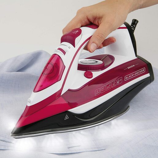 BLACK & DECKER glačalo BXIR2602E