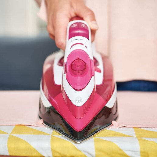 BLACK & DECKER glačalo BXIR2602E