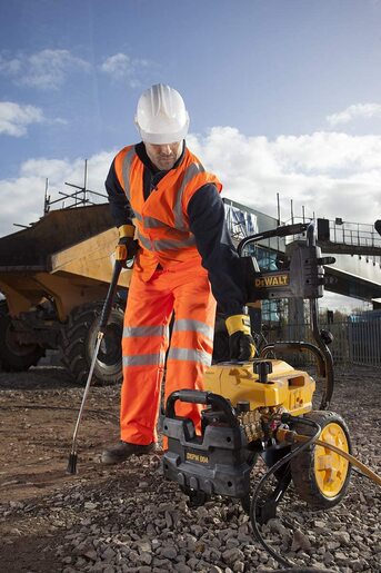 DEWALT visokotlačni perač DXPW004 150 bara, 600 lit/h