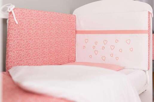 Komplet dječji krevetić Drewex žirafa + madrac + AP posteljina 6-djelna srce roza wafl