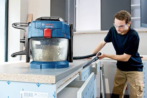 BOSCH Professional GAS 18V-10 L akumulatorski usisavač, solo alat u kartonu