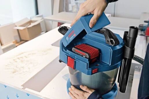 BOSCH Professional GAS 18V-10 L akumulatorski usisavač, solo alat u kartonu