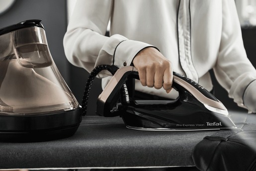 Tefal parna postaja GV9820E0