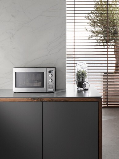 Miele mikrovalna M 6012 SC
