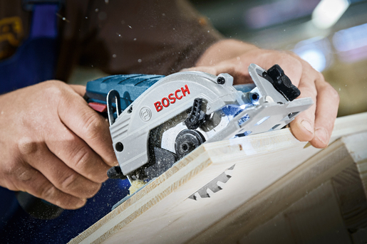 BOSCH Professional GKS 12V-26 akumulatorska kružna pila, solo alat u kartonu