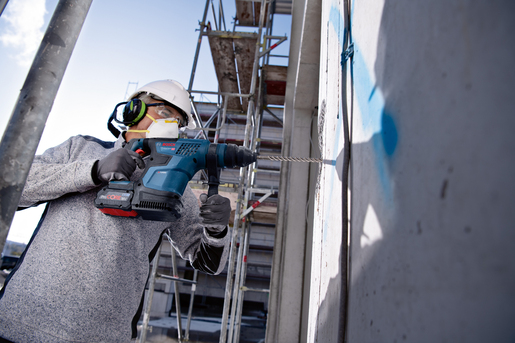 BOSCH Professional GBH 18V-34 CF  akumulatorski bušaći čekić sa sustavom SDS-plus solo alat u kovčegu