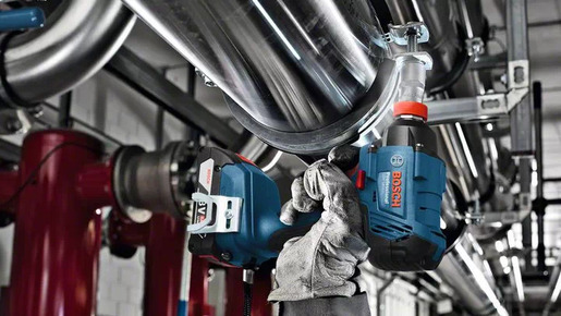 BOSCH Professional GDX 180-LI akumalatorski udarni stezač-izvijač