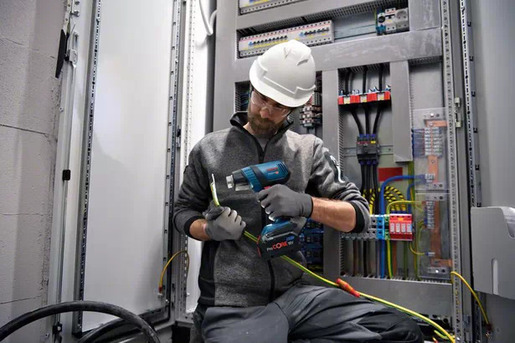 BOSCH Professional akumalatorsko puhalo vrućeg zraka GHG 18V-50, solo alat