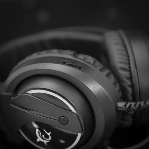 White Shark Wolf GH-2044, gaming slušalice, crne