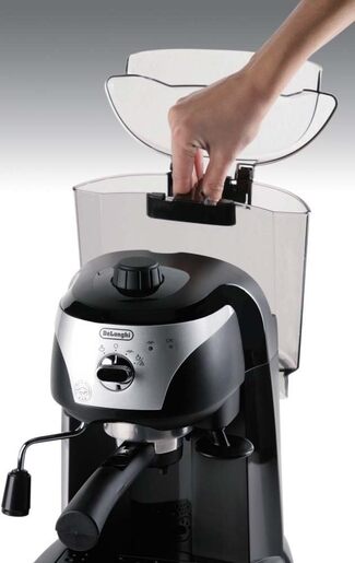 DeLonghi espresso aparat za kavu EC221.B