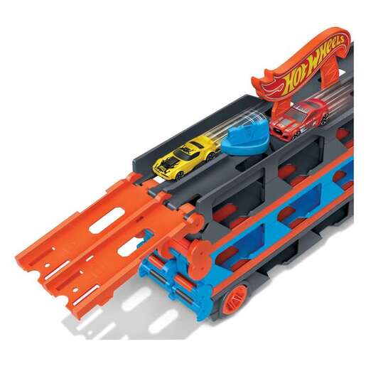 Hot wheels kamion i trkaća staza 2u1