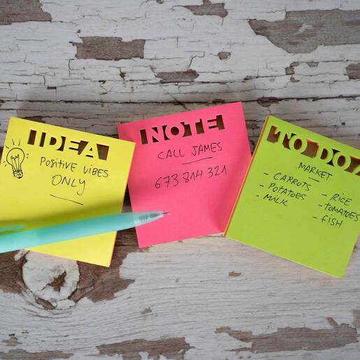 Blok Apli samoljepljivi 75x75mm, 3 fluorescentne boje, 75 listova