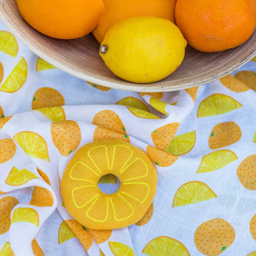 BabyOno Swaddles tetra pelene za povijanje + zvečka, naranča