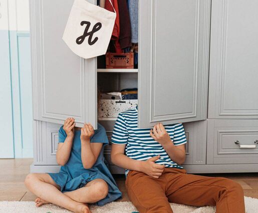 Bellamy Ines ormar s 3 vrata, siva