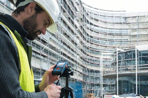 BOSCH Professional laserski daljinomjer GLM 100-25 C