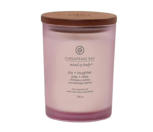 Chesapeake Bay mirisna svijeća, medium joy & laughter, cranberry dahlia, 57 g