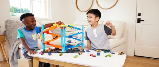 Hot Wheels City 2u1 toranj za utrkivanje