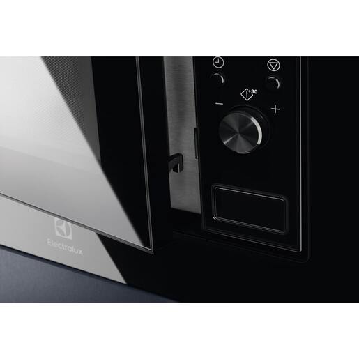 Electrolux mikrovalna LMS2203EMK