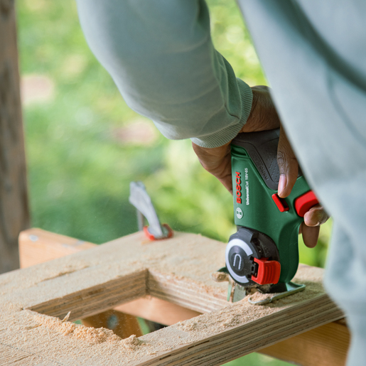 BOSCH akumulatorska pila Nanoblade UniversalCut 18V-65, solo-alat