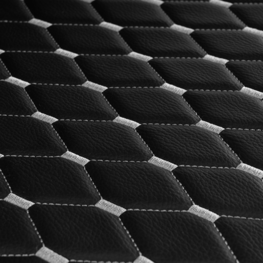 White Shark Nyx, gaming stolica