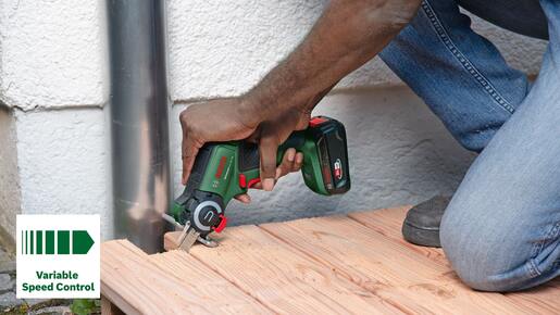 Bosch akumulatorska pila Nanoblade UniversalCut 18V-65 (1x2,5Ah + punjač AL18V-20)