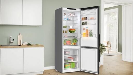 Bosch hladnjak KGN49VXDT