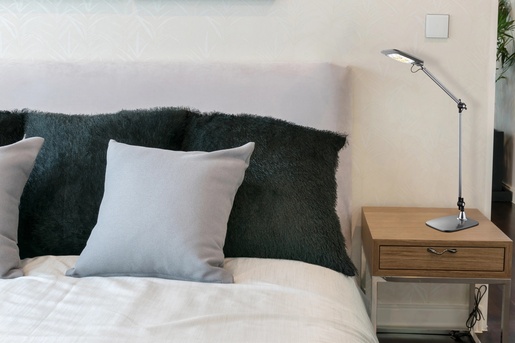 Stolna svjetiljka PATTAYA, IP20, crna