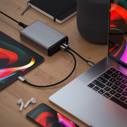 Satechi univerzalni punjač USB-C/USB-A, 108W, EU plug