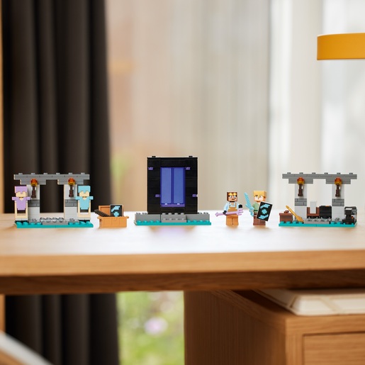 LEGO Minecraft Oružarnica 21252