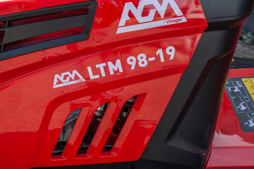 AGM traktorska kosilica LTM 98-19 - Loncin motor 432 cm³ / radna širina 98 cm / snaga 12 KS