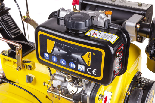 ADK diesel motorna kopačica DT900 - 6 KS + gumeni kotači + metalni kotači + plug