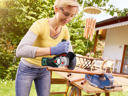 BOSCH AdvancedGrind 18V-80 (125 mm) akumulatorska kutna brusilica, solo alat