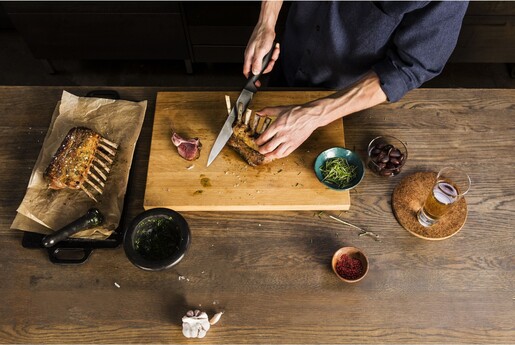 FISKARS nož za mesa Hard Edge, 21,6 cm (1051760)