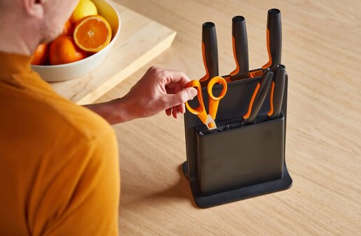 FISKARS set noževa sa stalkom Functional Form, 5/1 (1057554)