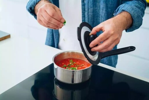 FISKARS lonac s poklopcem Funkcional Form, 1.5 l (1026576)