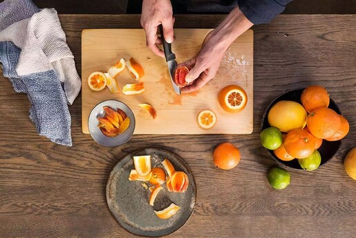 FISKARS nož za guljenje Hard Edge, 8.8 cm (1051777)