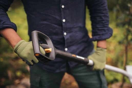 FISKARS teleskopska štihača za vrt zašiljena Xact (1110 - 1300 mm)