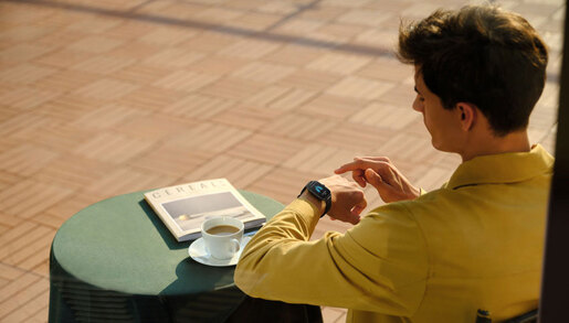 Amazfit GTS 3, 42mm, Graphite Black, silikonski remen, pametni sat