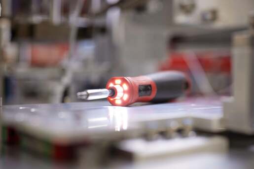 WIHA električni ručni odvijač speedE® u torbici sa 31 dijelnim priborom