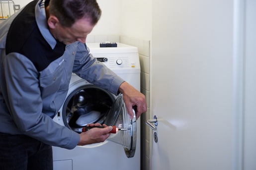 WIHA električni ručni odvijač speedE® u torbici sa 31 dijelnim priborom