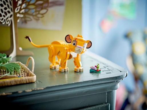 LEGO Simba, mali kralj lavova 43243