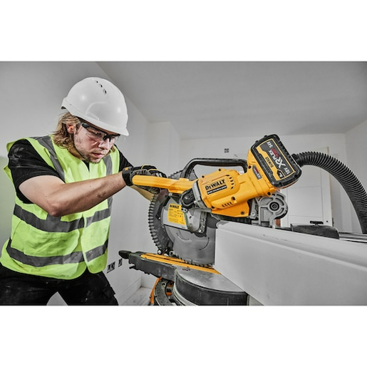 DEWALT akumulatorska potezna pila 305 mm 54V 2x9Ah, punjač i list - DCS781X2-QW