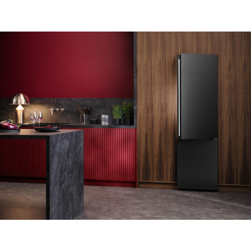 AEG hladnjak ORC8M361CL